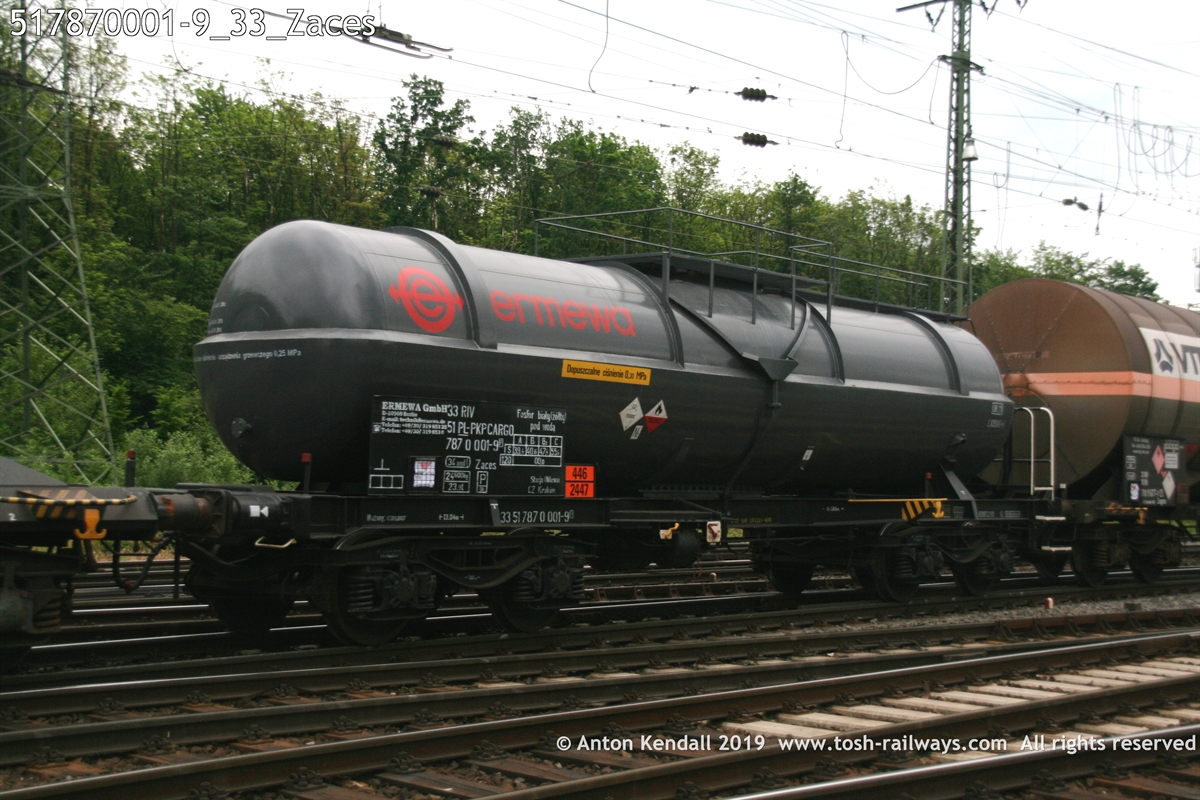 51 787